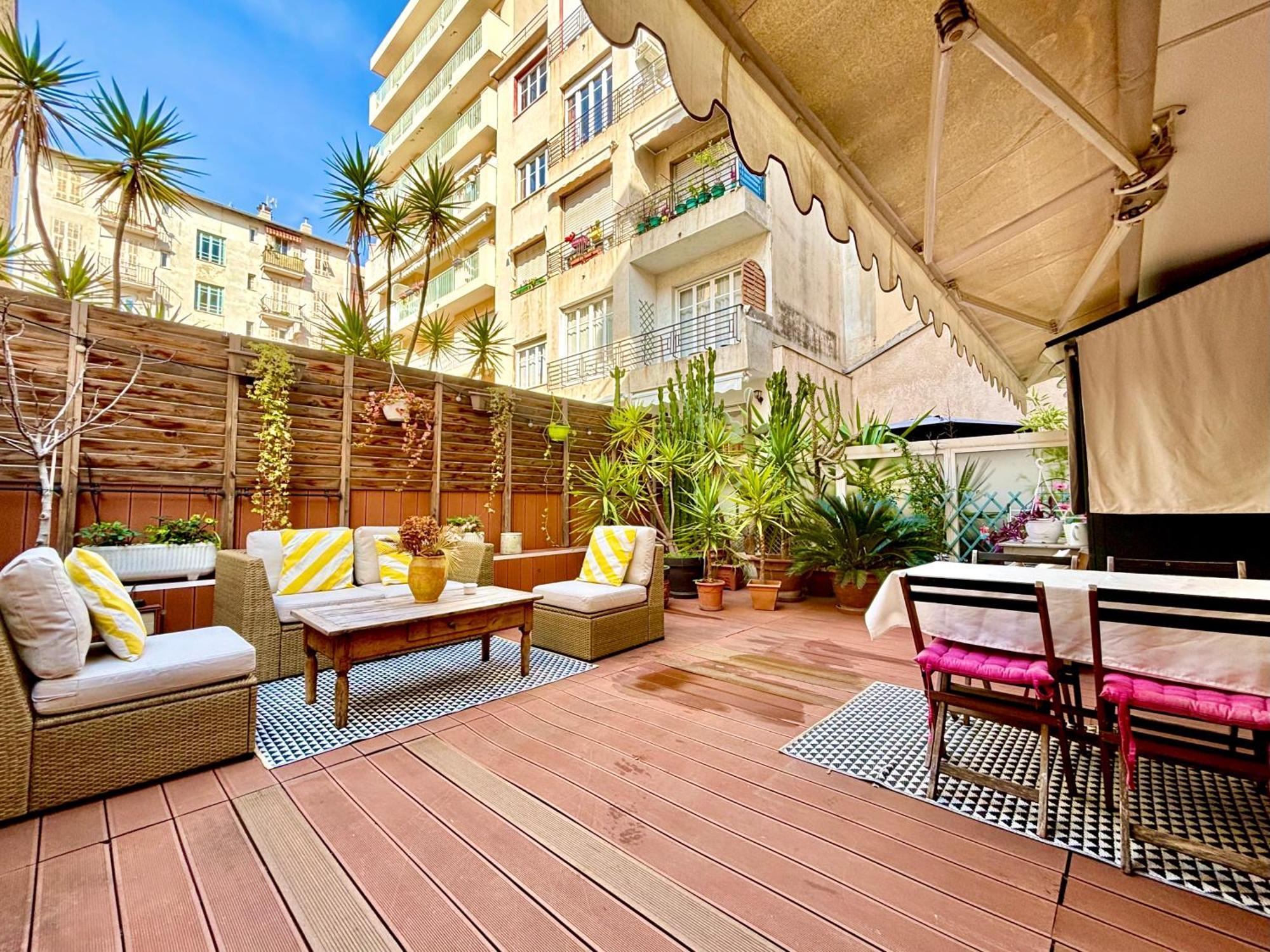 Large Magnificent Terrace Appartamento *